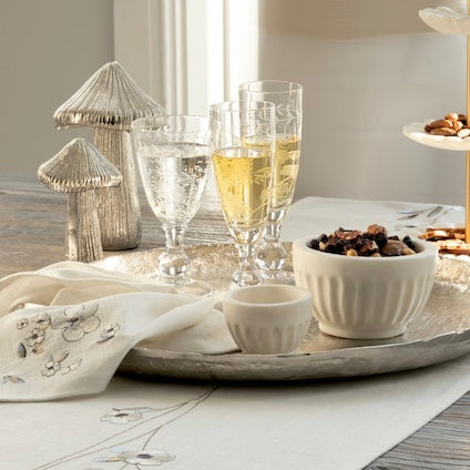 Stoffserviette mit Stickerei Aubrey White