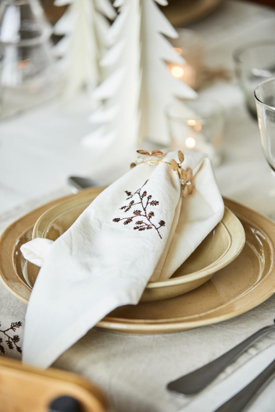 Ib Laursen Stoffserviette mit Stickerei